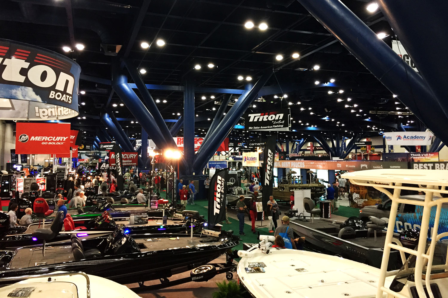 2017 Bassmaster Classic convention floor